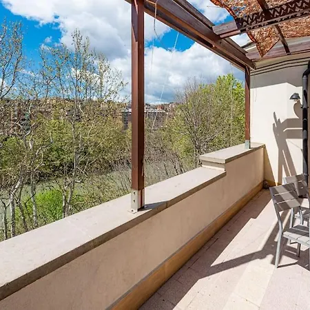 Lungotevere Testaccio Rooftop * Roma