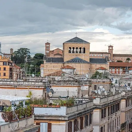 Lungotevere Testaccio Rooftop 아파트 *